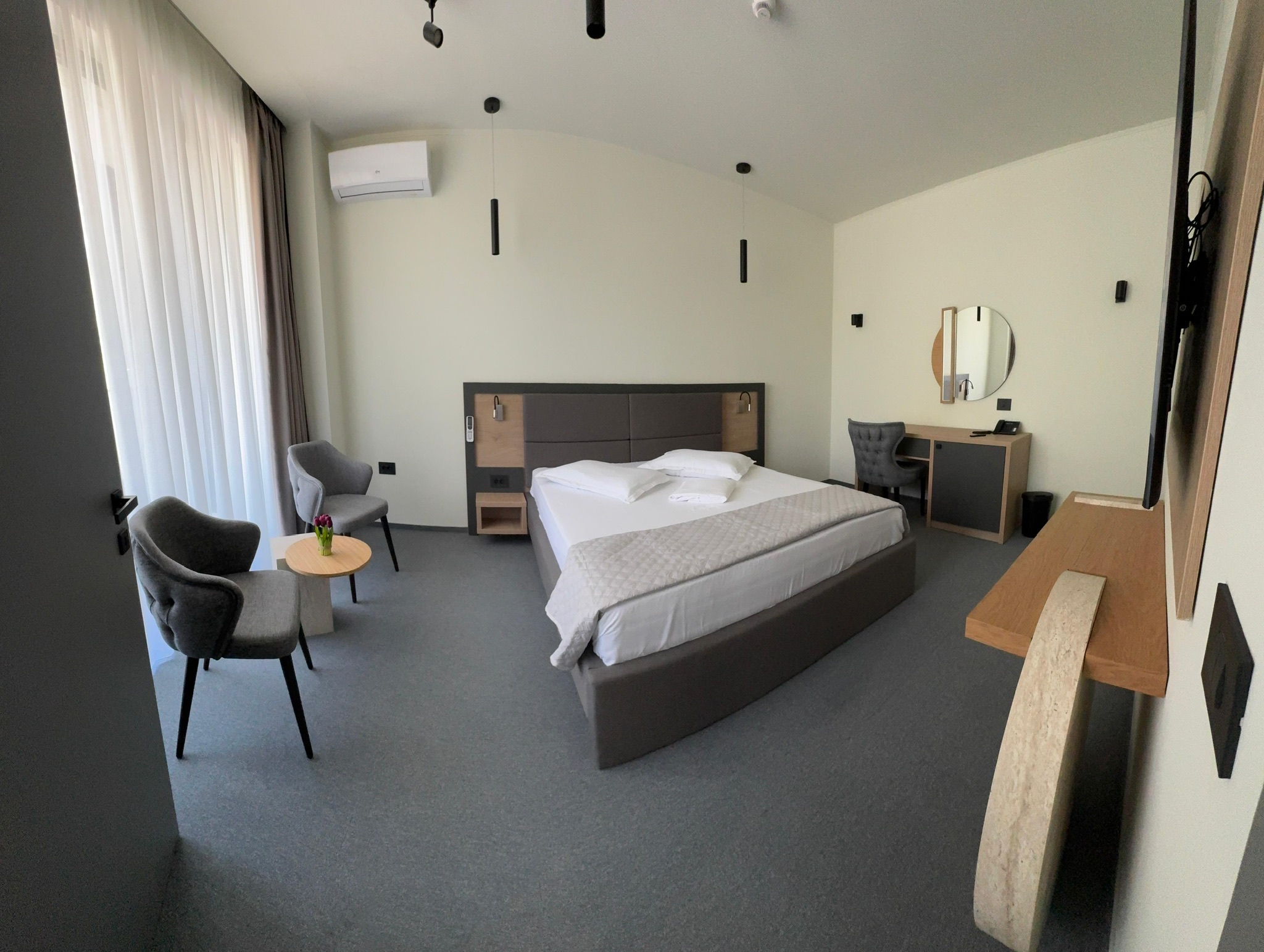 Apartment with living area